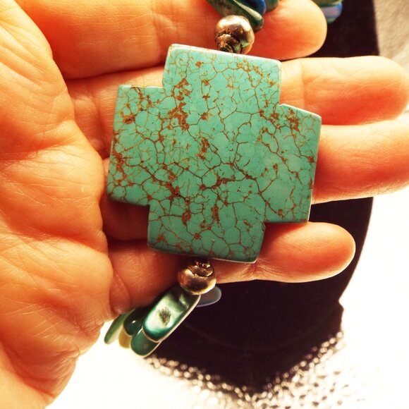 ARTIST TURQUOISE HOWLITE MALTESE CROSS GEMSTONE "SPIKES" & CRYSTALS NECKLACE 3A - Picture 2 of 5